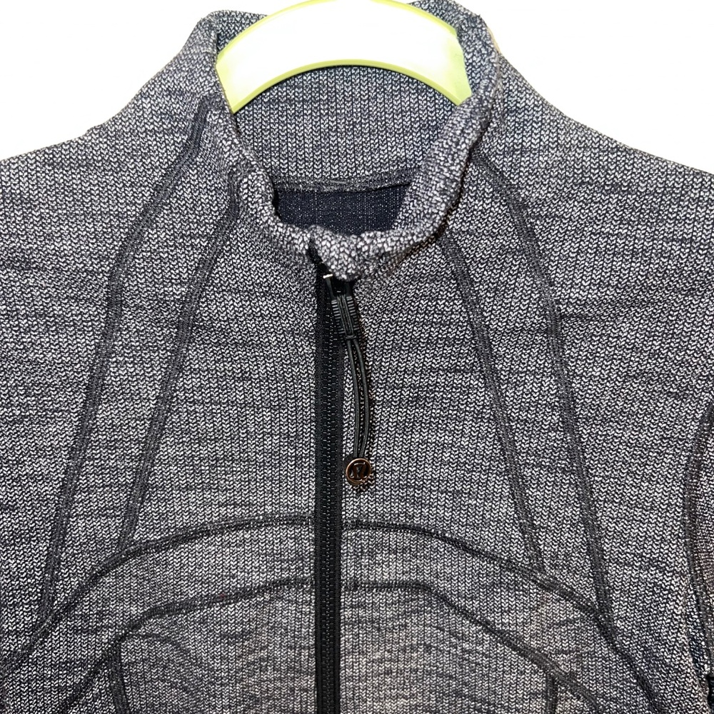 Lululemon Define Jacket - Picture 2 of 4